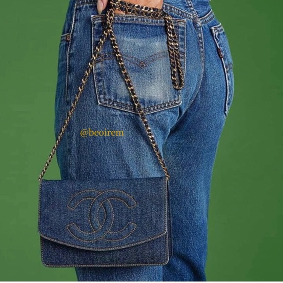 LucKy BrAnd JeAns 27 - Picture 3 of 13